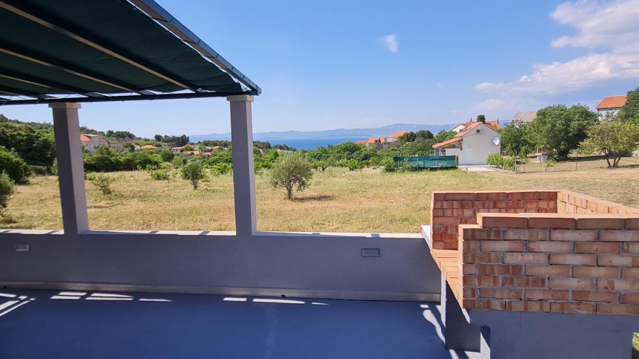 Nane Garden House With Heated Pool Βίλα Mirce Εξωτερικό φωτογραφία