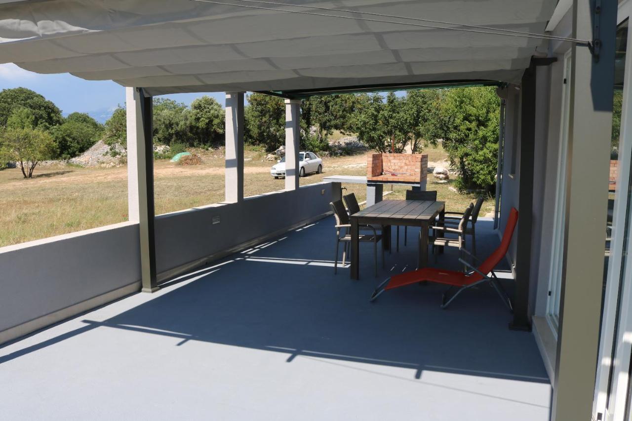 Nane Garden House With Heated Pool Βίλα Mirce Εξωτερικό φωτογραφία